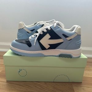 *SOLD* Off-White Out Of Office Calf Leather Light Blue & Black Men’s Size US 10